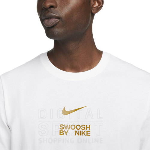 REMERA TEE BIG SWOOSH