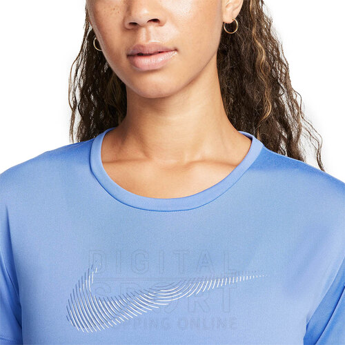 REMERA SWOOSH