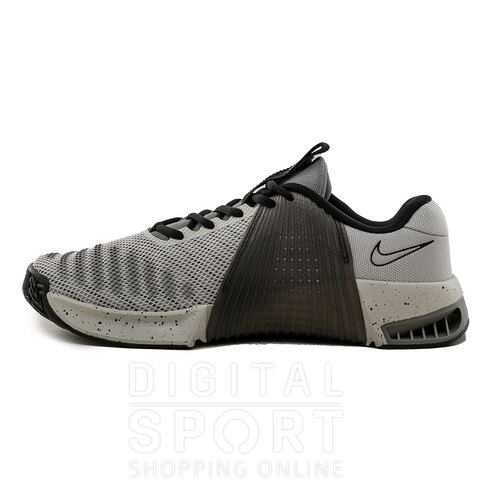 ZAPATILLAS NIKE METCOM 9