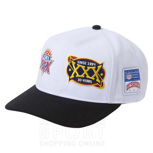 GORRA 30 YEAR CHAMPION